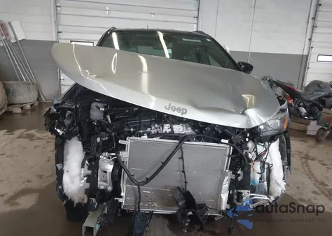 2024 Jeep Compass Limited 4X4 z USA, uszkodzony, nr VIN 3C4NJDCN5RT593940